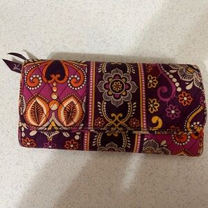 Retired, Vera Bradley Safari Sunset, trifold wallet